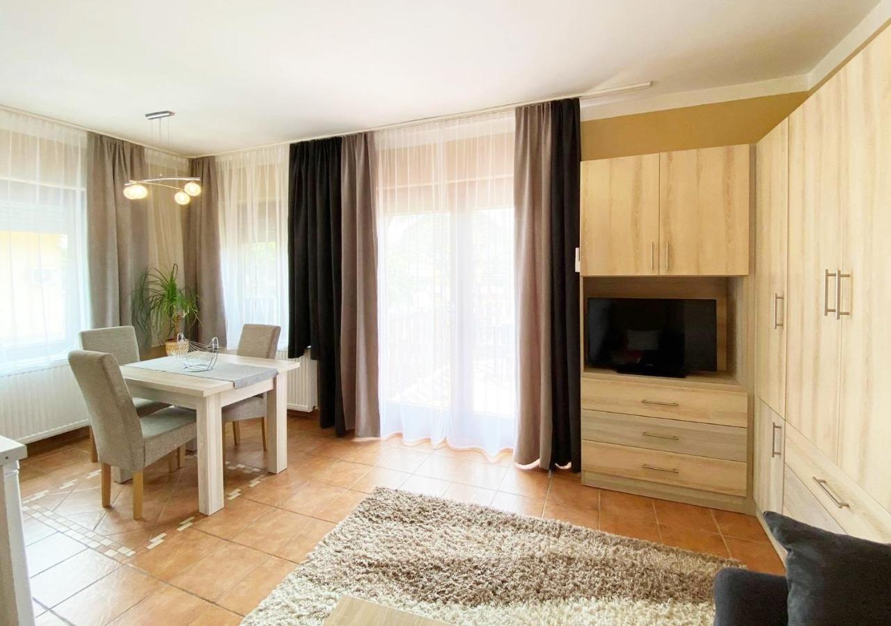 Apartman Siesta Buek - Buekfuerdo Экстерьер фото