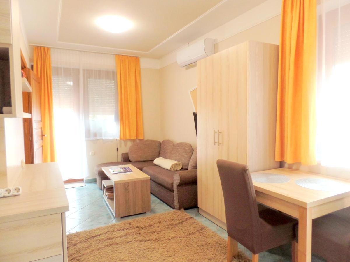 Apartman Siesta Buek - Buekfuerdo Экстерьер фото