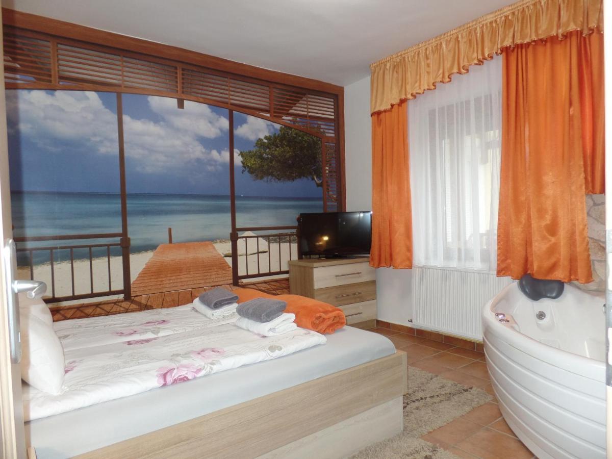 Apartman Siesta Buek - Buekfuerdo Экстерьер фото